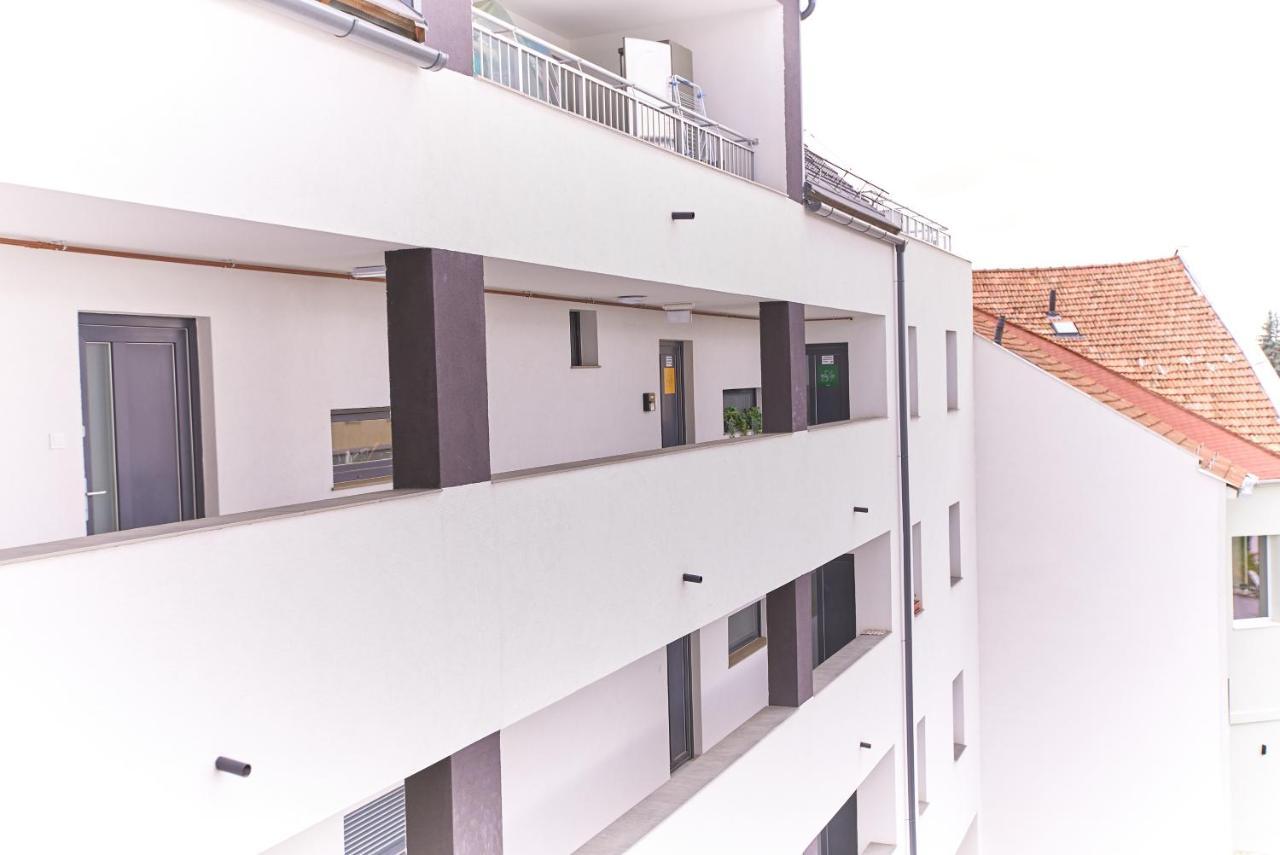 Starlight Silver Szeged - Exclusive Extérieur photo